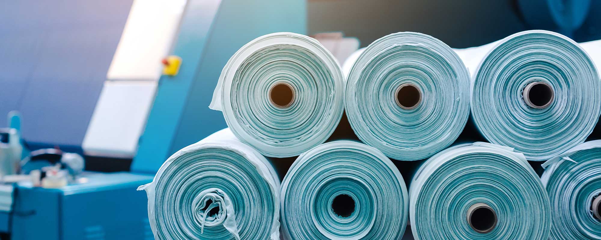 This guide explores OEM manufacturing as a key engine for brand growth. Beryl Fashion details the differences between OEM and ODM, highlighting the benefits of a 300-piece MOQ for balancing cost and quality. It covers end-to-end services from sampling to QC, offering insights on protecting designs and scaling production through professional supply chain partnerships.