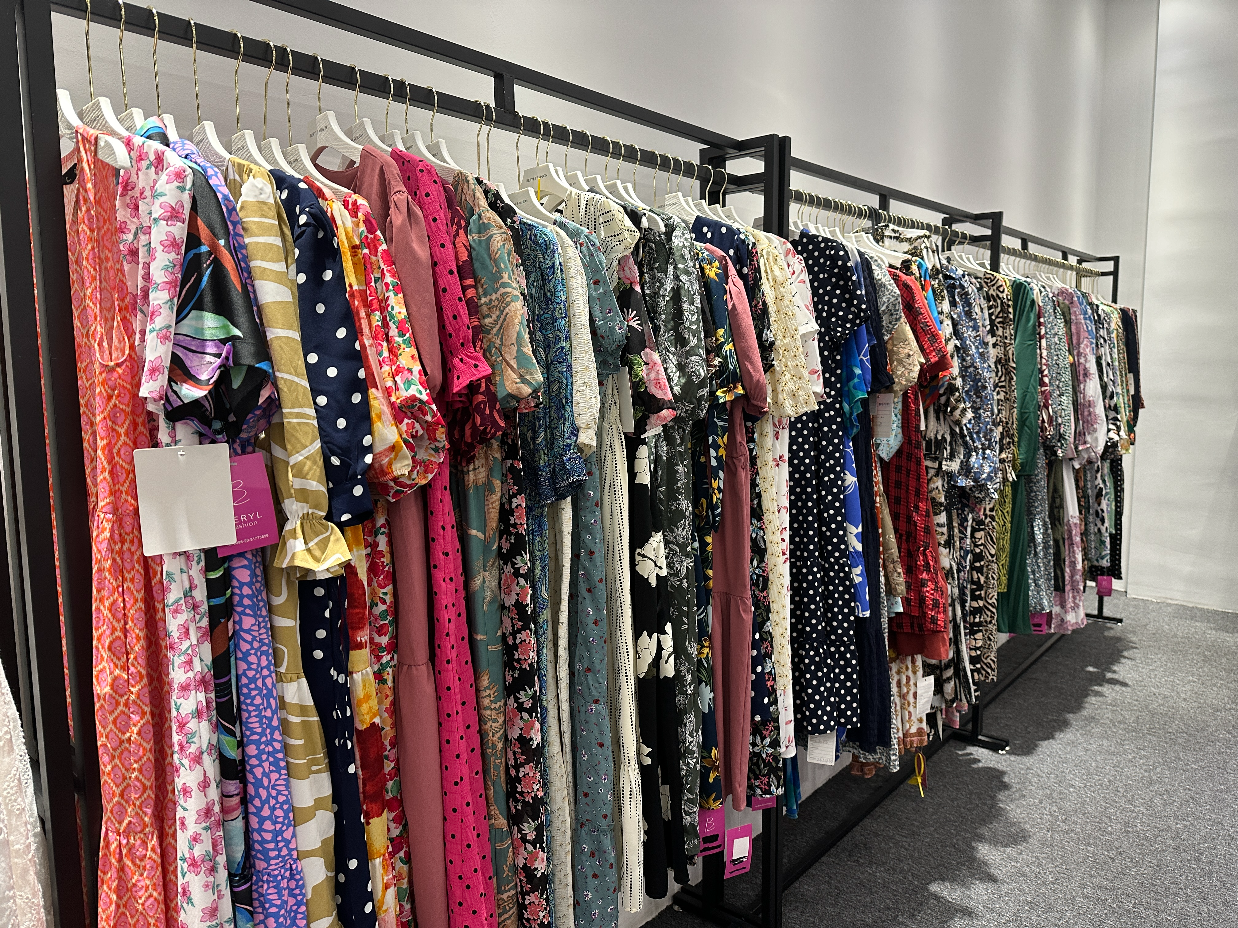 2025 Global Trade Insights: Authoritative Guide to Exporting Apparel from China